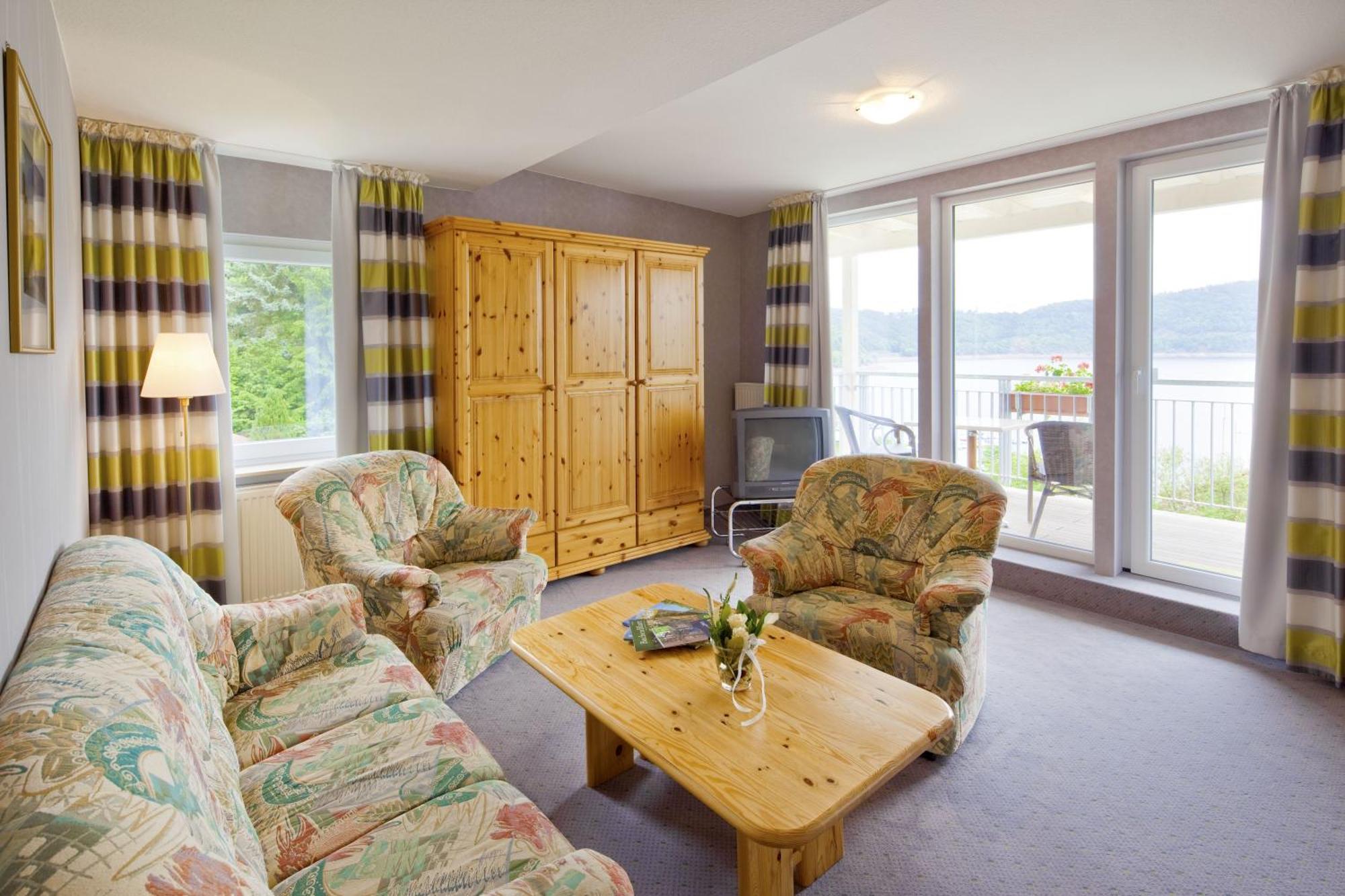 Plusnaturhotel Direkt Am Ederseeufer Waldhotel Wiesemann Und Ferienapartments Waldeck  Esterno foto